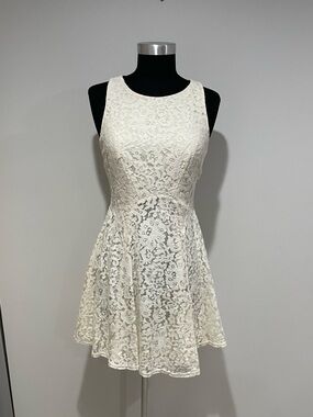 Monteau Ivory Lace Sleeveless Mini Dress